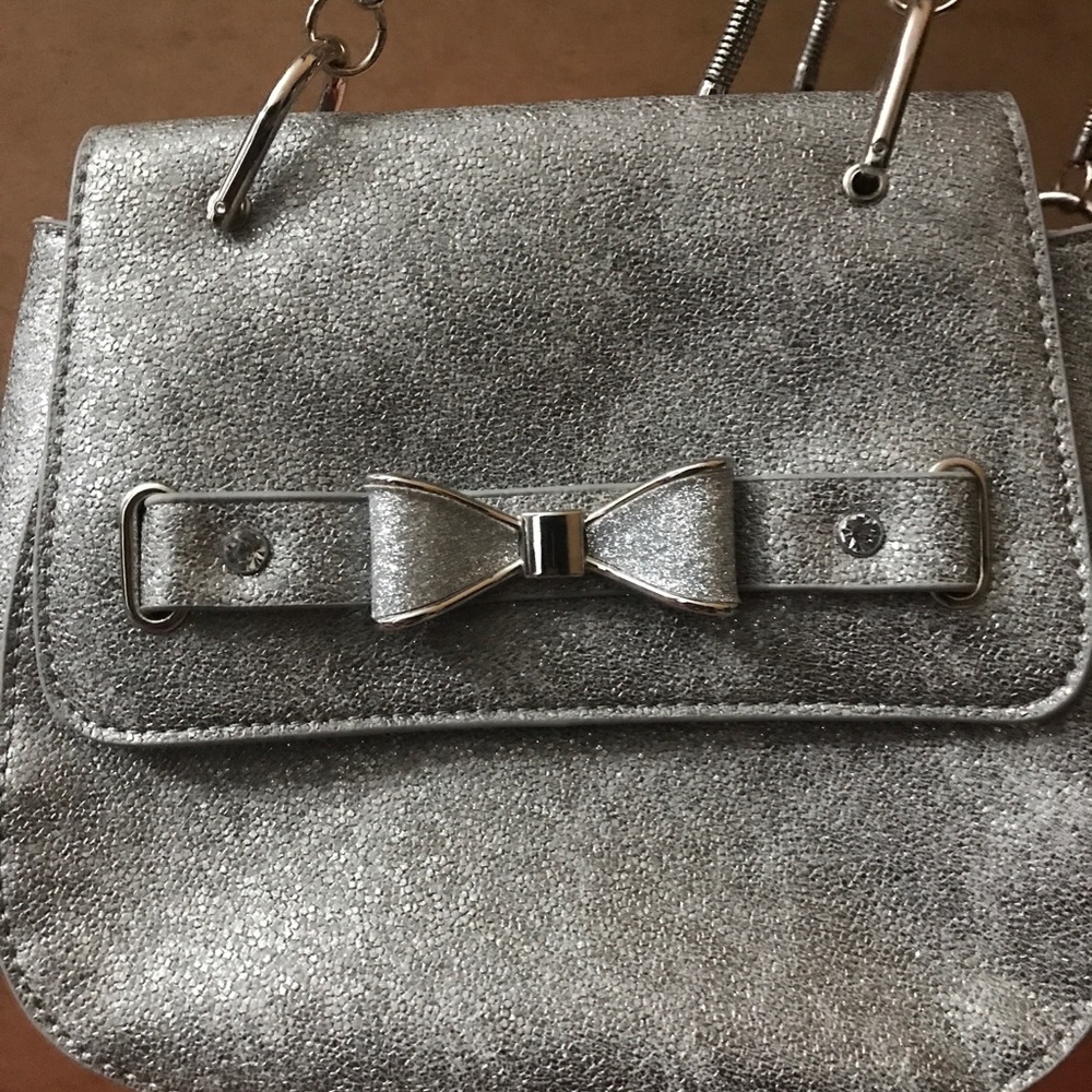Candie’s crossbody purses w/ metal bow - Picture 7 of 13